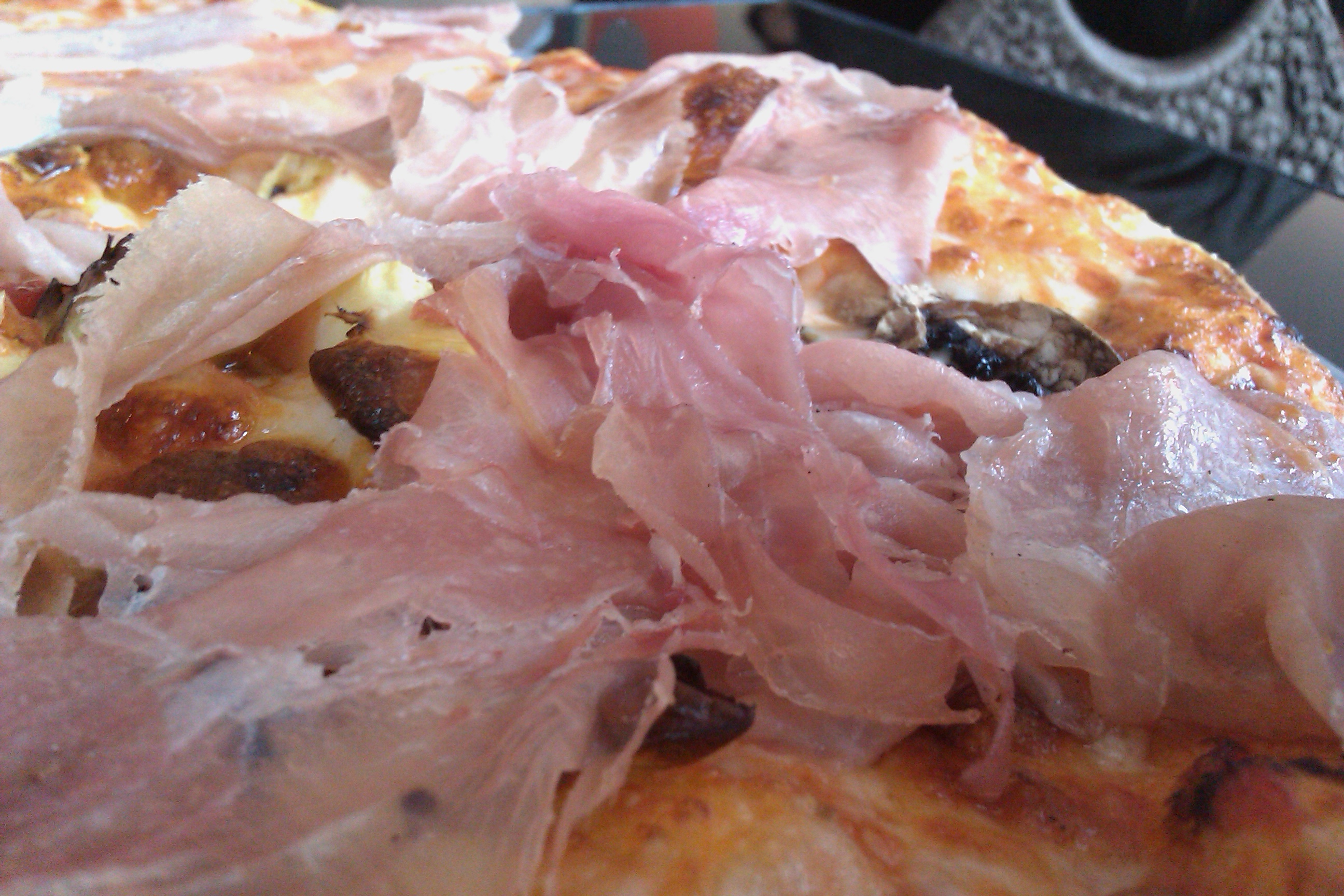 Benvenuto's stands out as a pizza option near Baruch