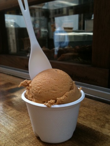 Van Leeuwen Ice Cream should visit Baruch everyday: Early Grey Tea ice cream!